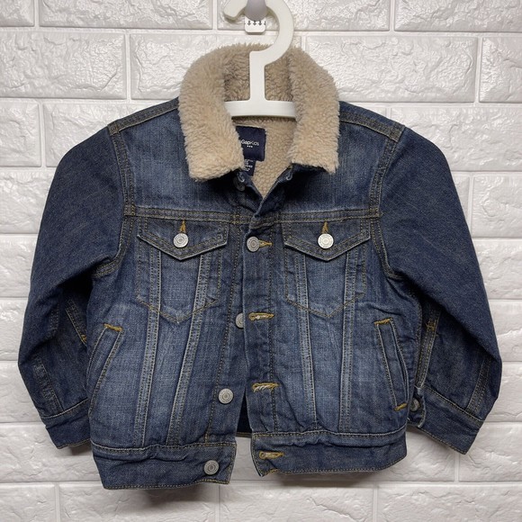 Gap Kids Size XS Sherpa Lined Dark Wash Jean Jacket EUC - Picture 2 of 10